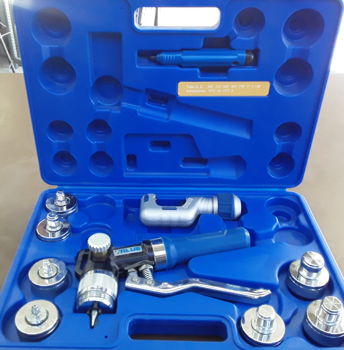 Kit VHE-29B Value expansor hidráulico + cortadora + escareador